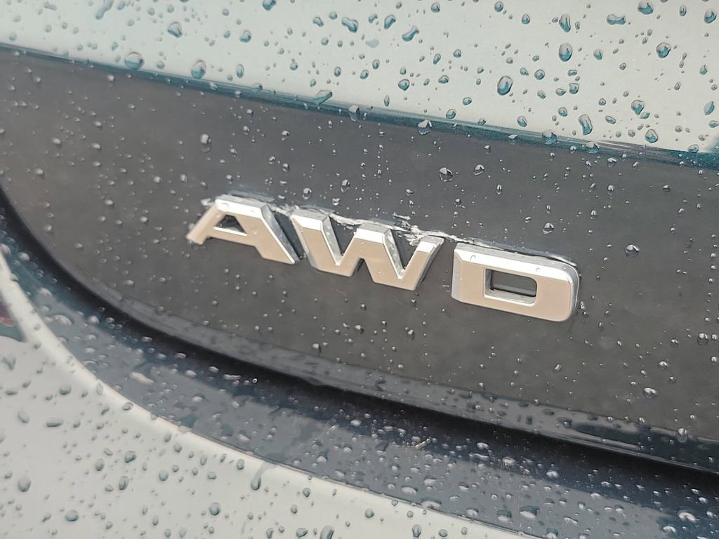 Used 2024 Cadillac XT6 Premium Luxury w/ LPO, Floor Liner Package image 35