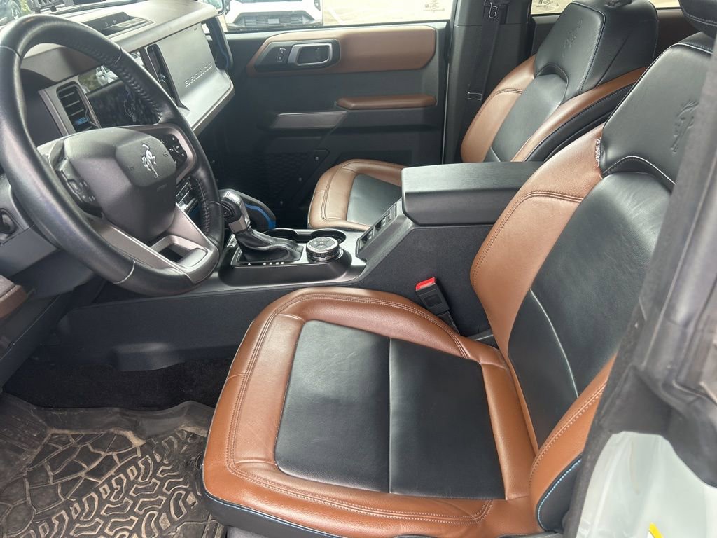 Used 2023 Ford Bronco Outer Banks image 12