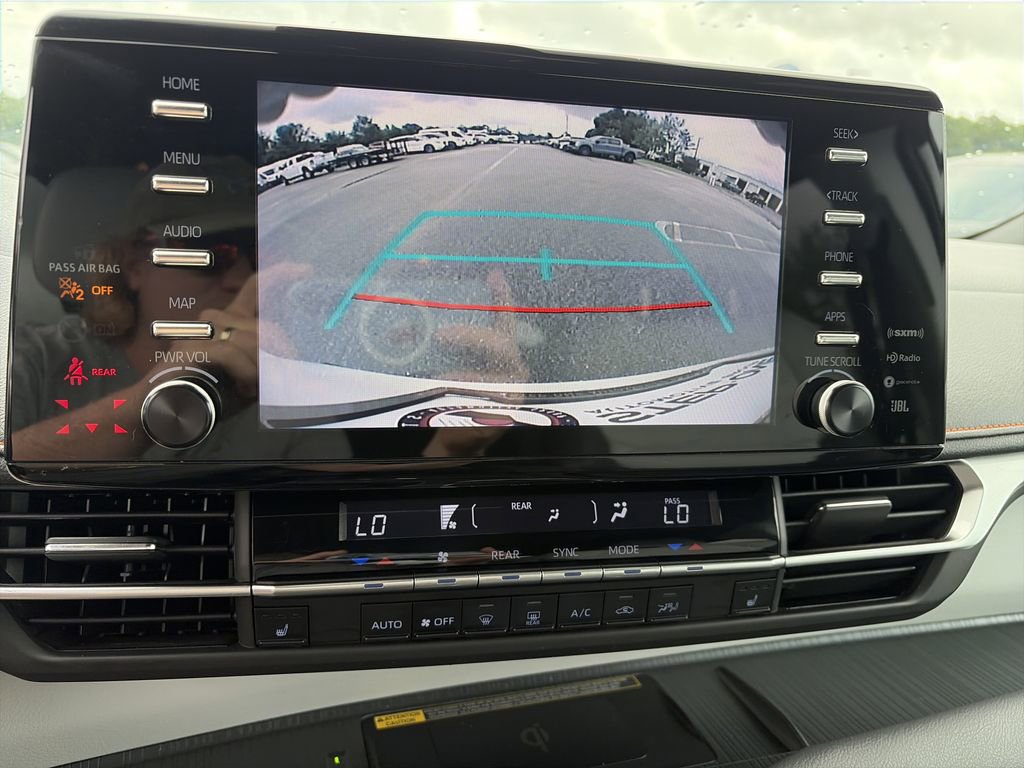 Used 2022 Toyota Sienna XSE w/ XSE Plus Package AWD/4WD image 23