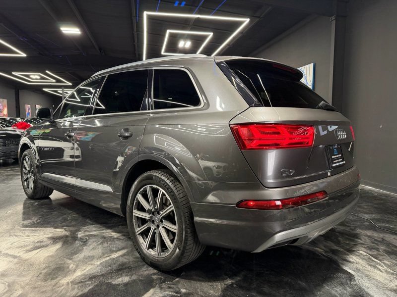 Used 2019 Audi Q7 2.0T Premium Plus w/ Premium Plus Package AWD/4WD image 7