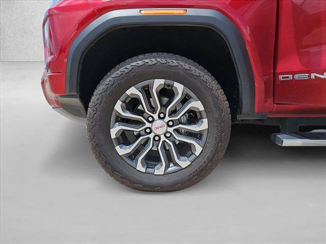 Used 2025 GMC Canyon Denali AWD/4WD image 19