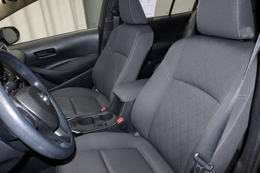 Used 2025 Toyota Corolla LE image 25