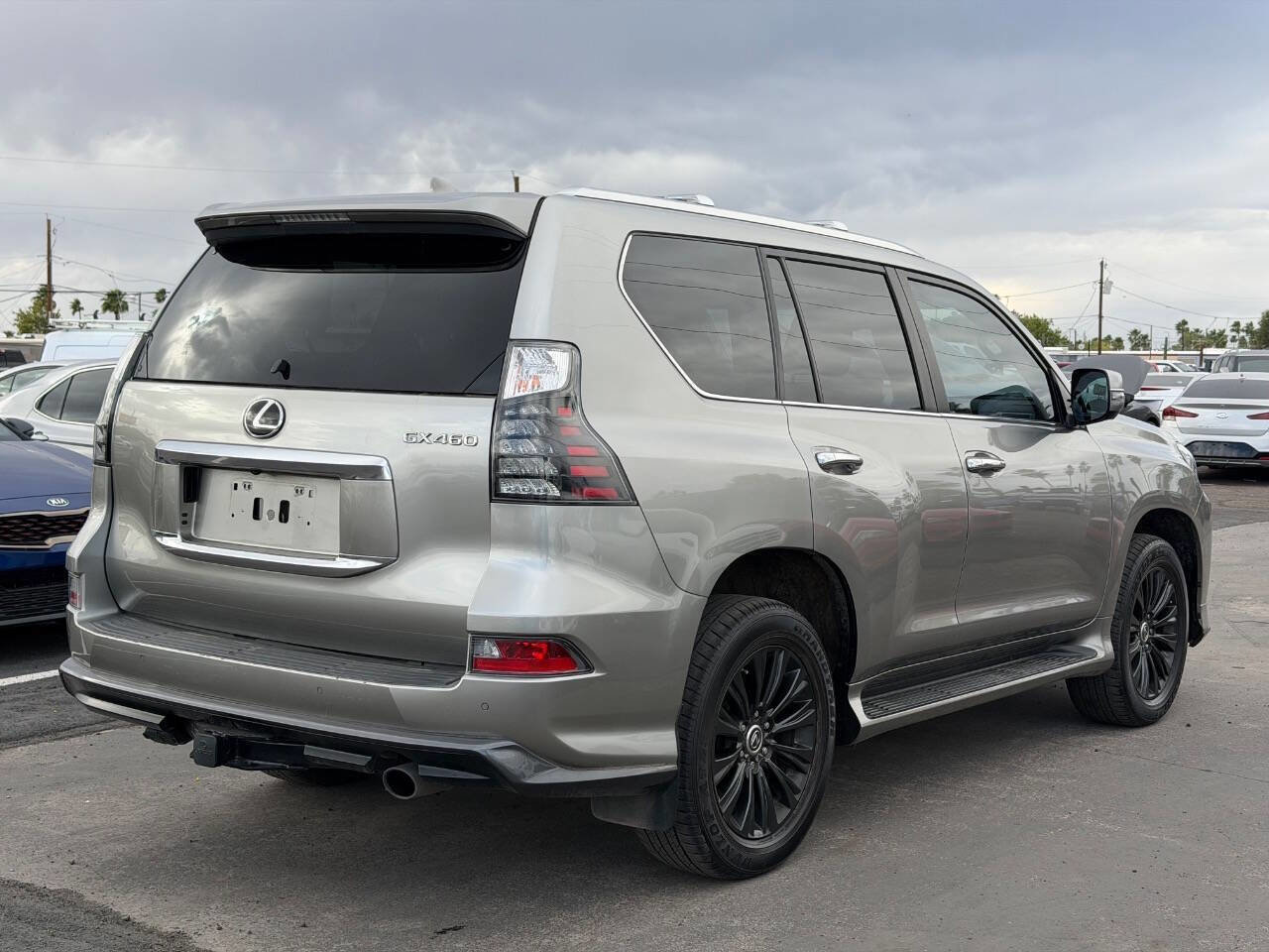 Used 2023 Lexus GX 460 Luxury w/ Sport Design Package image 8