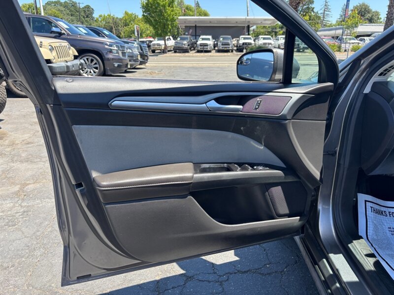 Used 2013 Ford Fusion S FWD image 15