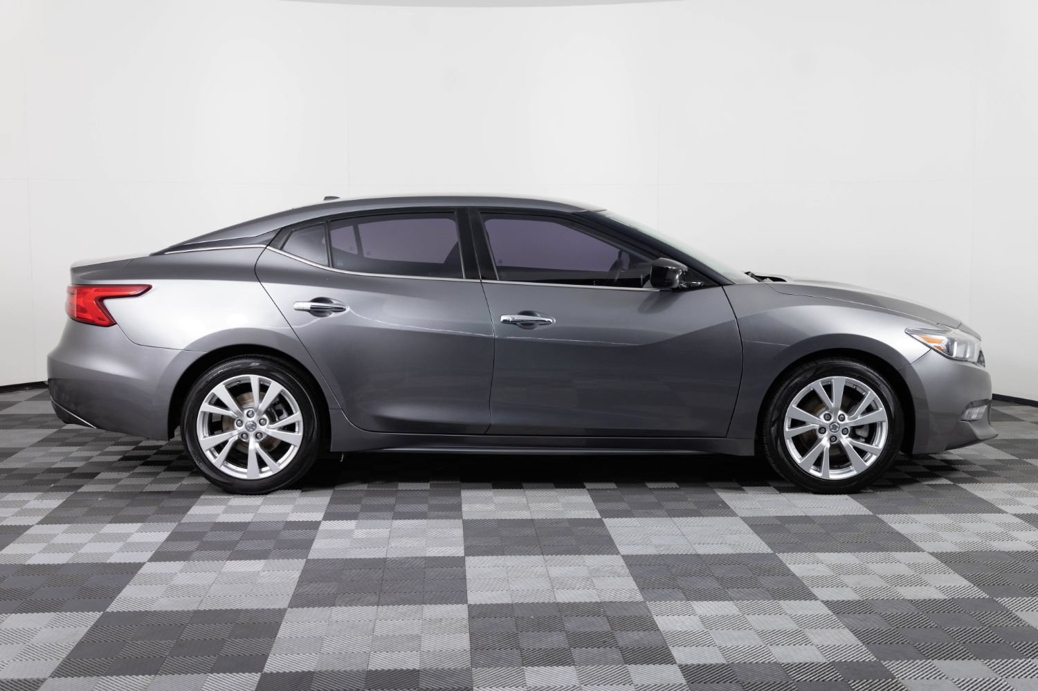 Used 2016 Nissan Maxima 3.5 S FWD image 9