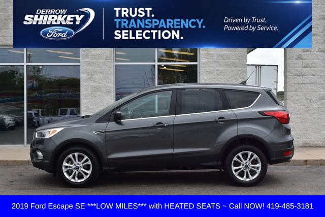 Used 2019 Ford Escape SE FWD image 2