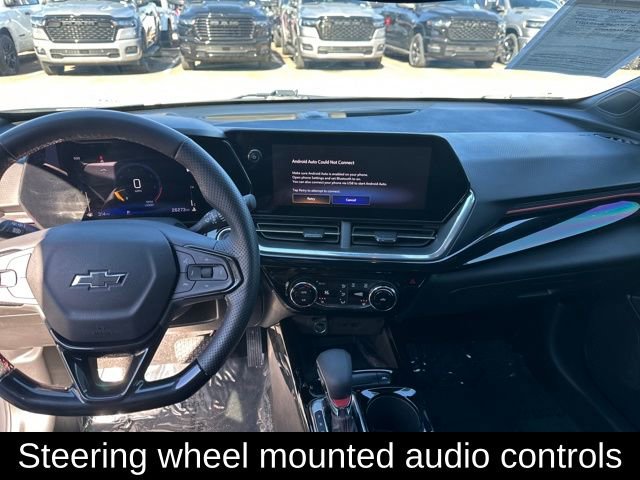 Used 2024 Chevrolet Trax RS w/ Sunroof Package image 11