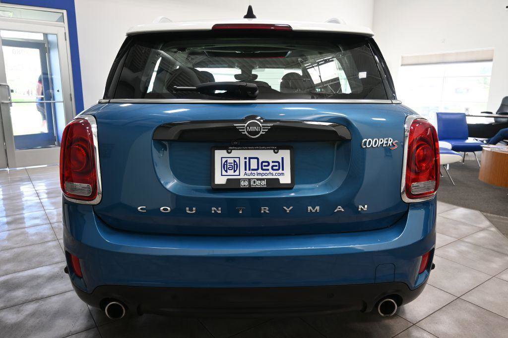 Used 2020 MINI Cooper Countryman S w/ Premium Package FWD image 4