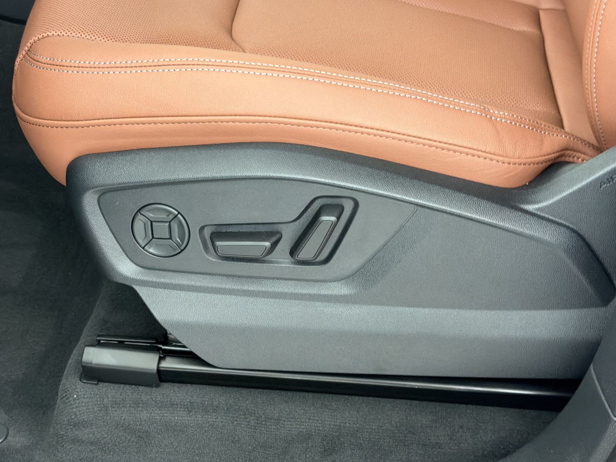New 2026 Audi Q8 Premium Plus AWD/4WD image 15
