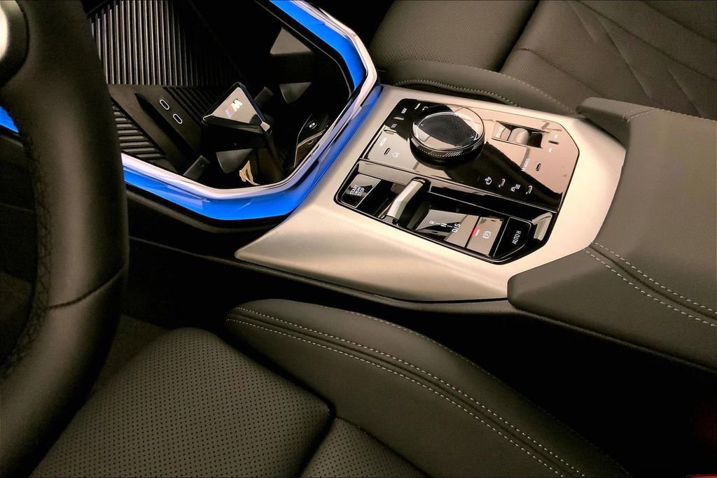 Certified 2025 BMW X3 xDrive30i w/ Premium Package image 22