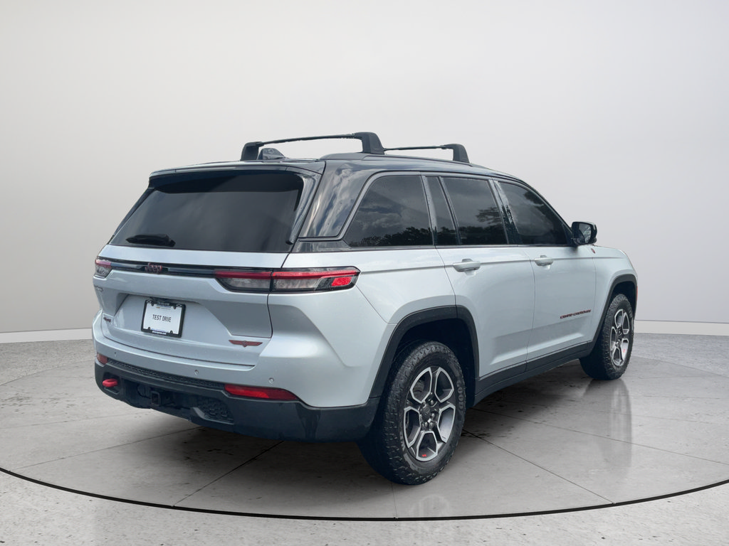 Used 2022 Jeep Grand Cherokee Trailhawk AWD/4WD image 7