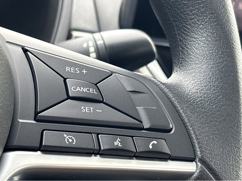 Used 2025 Nissan Altima 2.5 SV w/ SV Special Edition Package FWD image 17