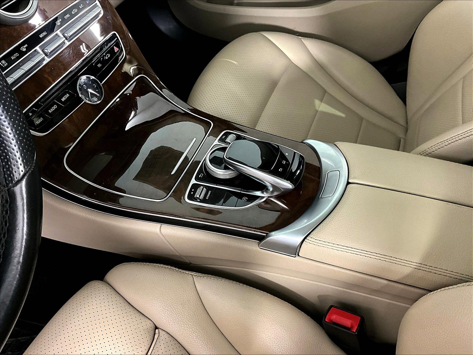 Used 2016 Mercedes-Benz C 300 4MATIC Sedan image 15