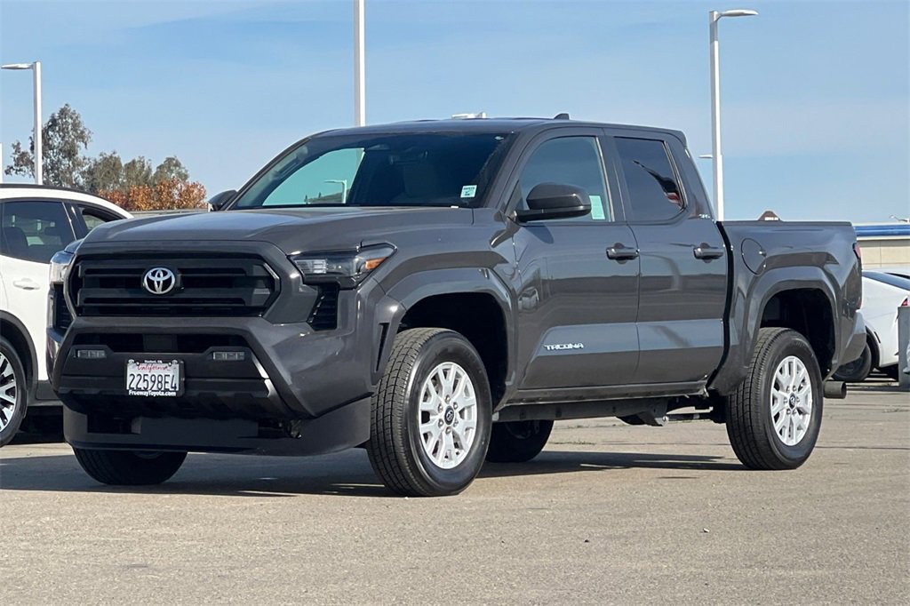 Certified 2025 Toyota Tacoma SR5 image 10