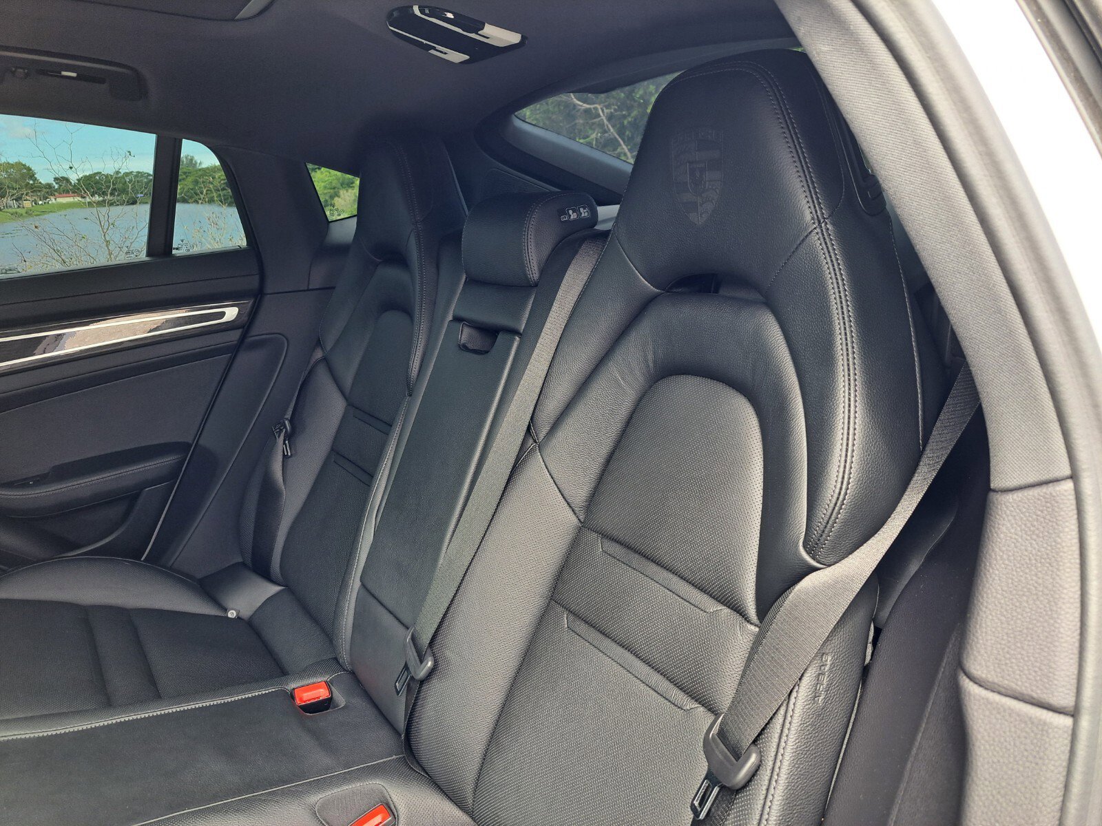 Used 2023 Porsche Panamera Platinum Edition image 20