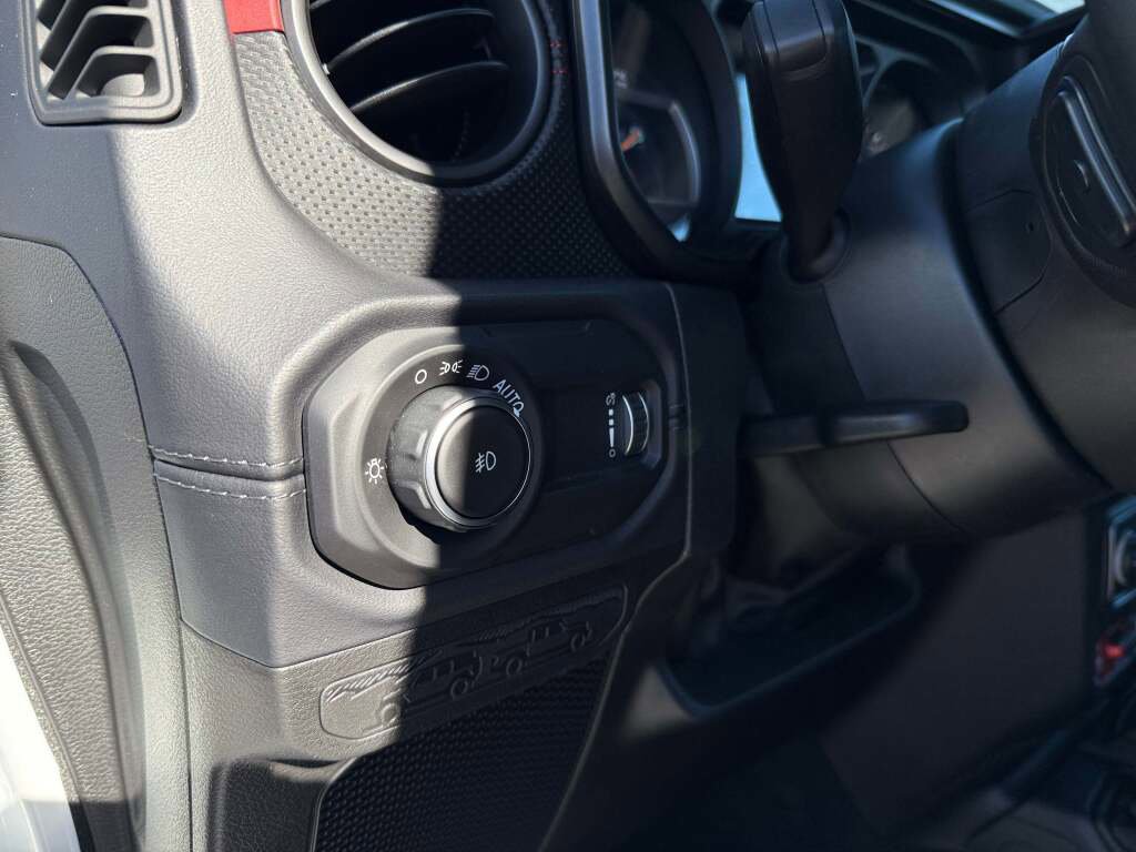 New 2025 Jeep Wrangler Unlimited Rubicon image 29