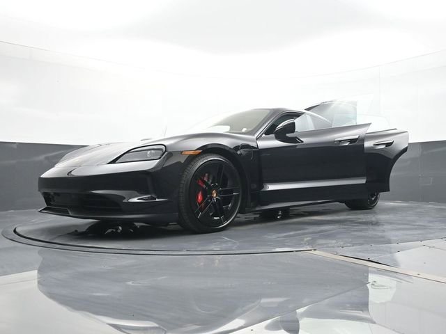New 2026 Porsche Taycan 4S AWD/4WD image 32