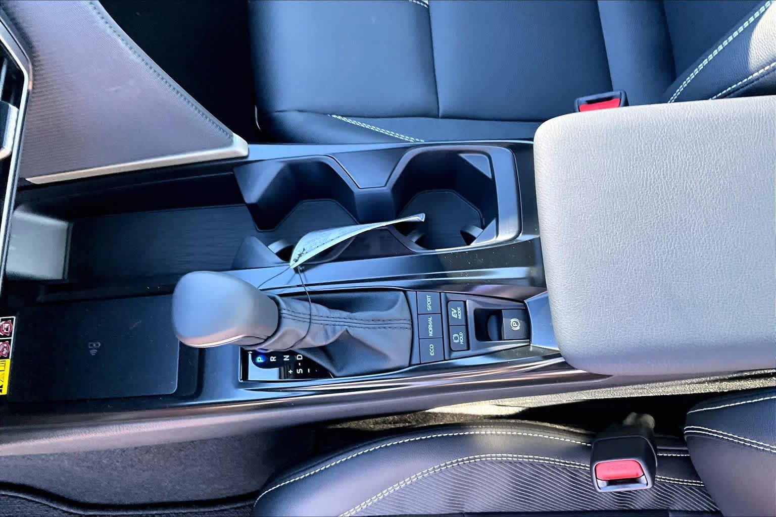 New 2026 Toyota Camry SE FWD image 7
