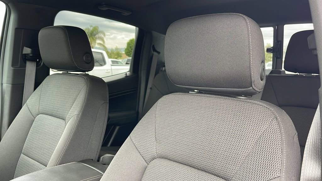 Used 2025 GMC Canyon Elevation w/ Convenience Package image 12