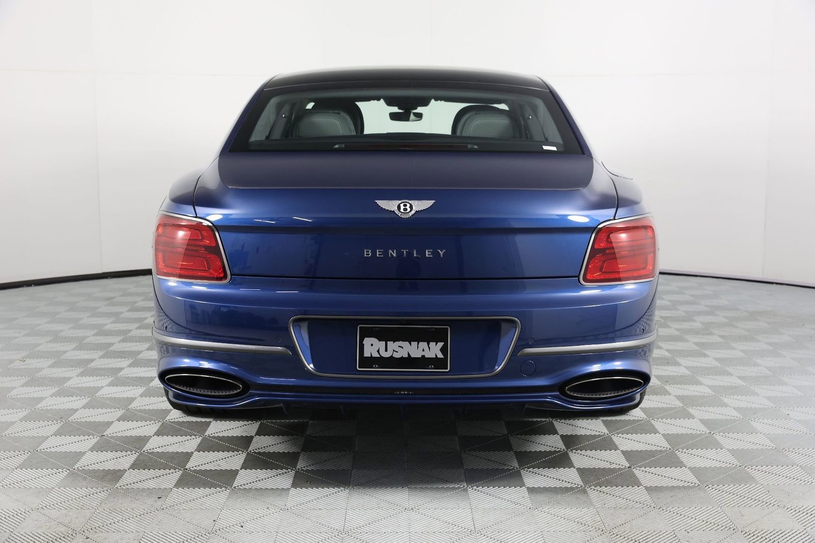 New 2025 Bentley Flying Spur Speed image 8