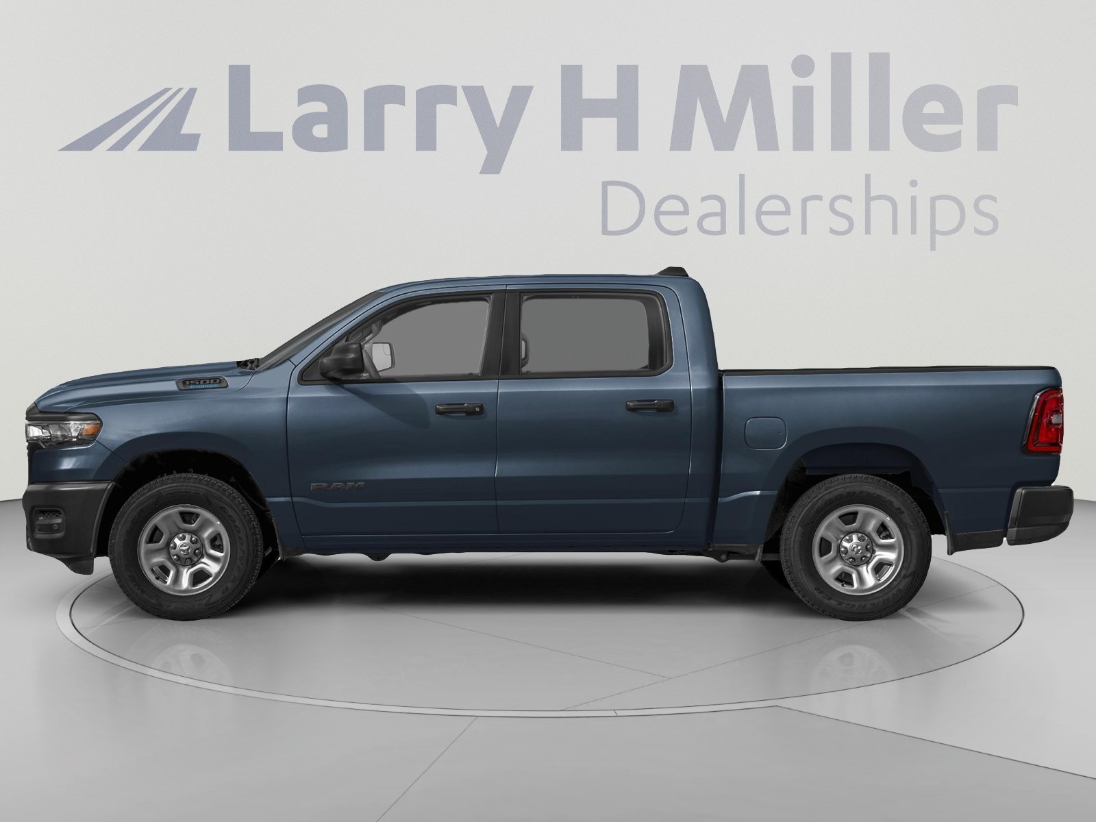 New 2027 RAM 1500 Express AWD/4WD image 3