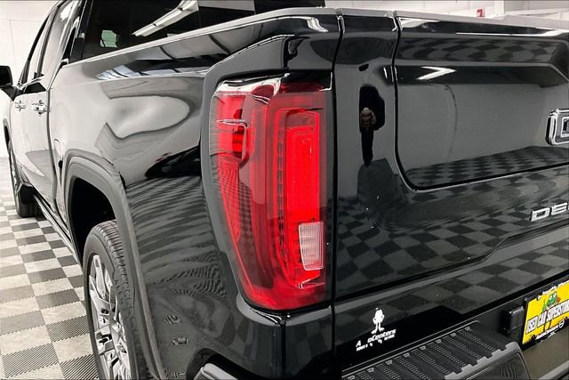 Used 2023 GMC Sierra 1500 Denali Ultimate image 35