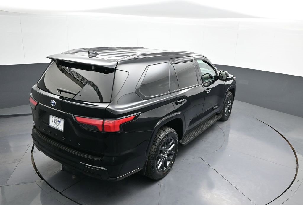 Certified 2023 Toyota Sequoia Platinum image 40