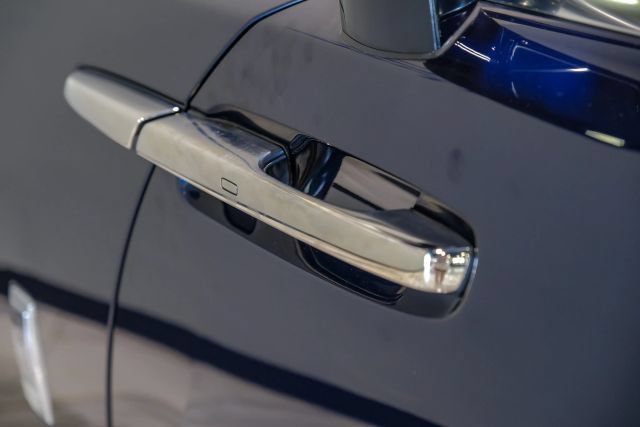 Used 2017 Rolls-Royce Wraith RWD image 59