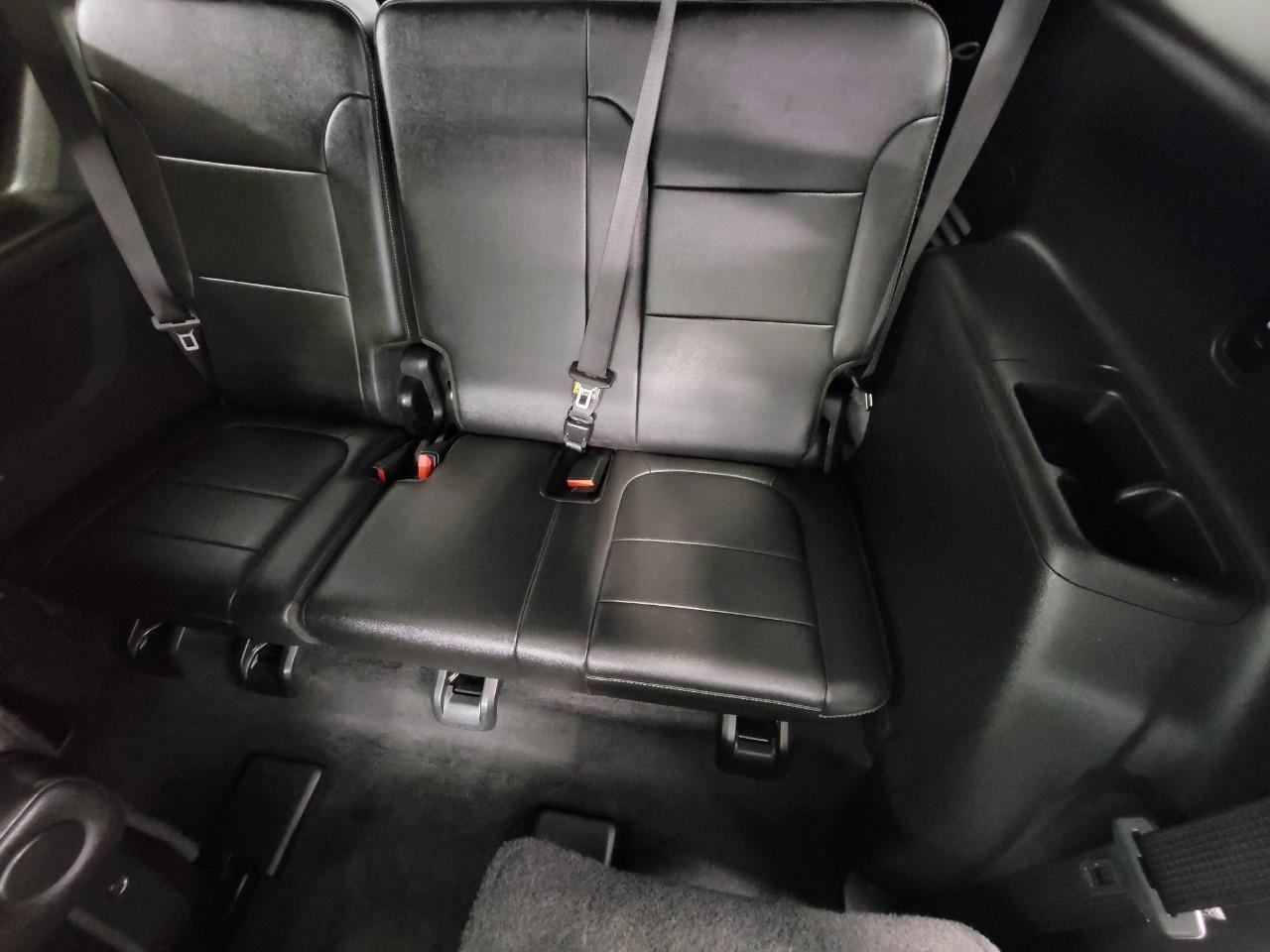 Used 2023 Chevrolet Traverse LT w/ LT Premium Package image 27