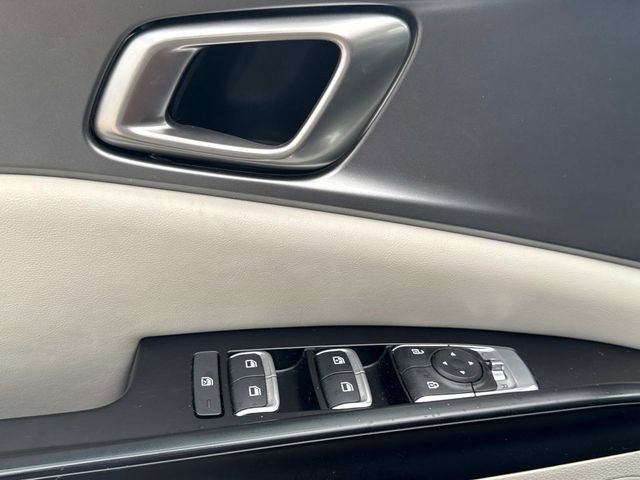 Used 2024 Kia Carnival LX image 26