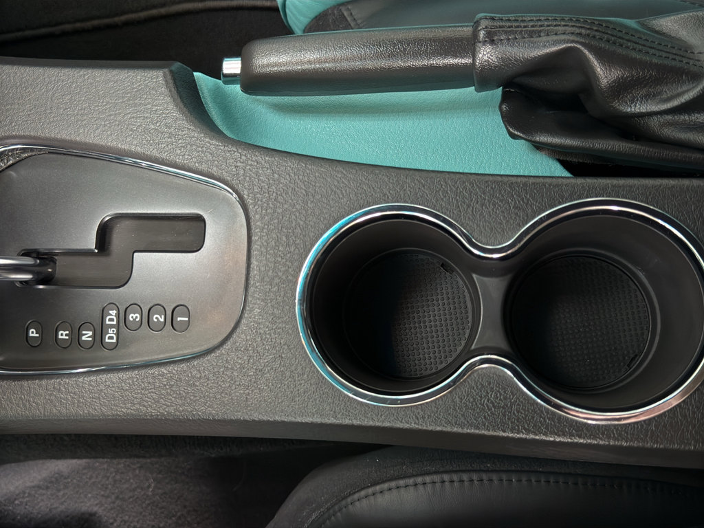 Used 2002 Ford Thunderbird image 19