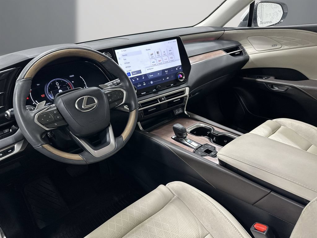 Used 2023 Lexus RX 350 FWD w/ Accessory Package image 13