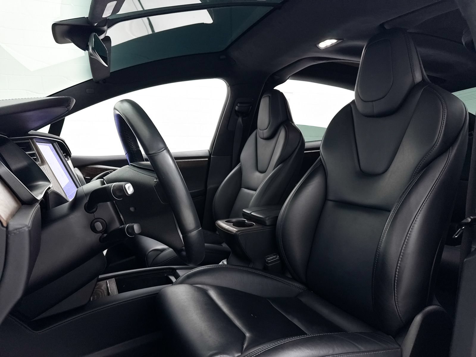 Used 2019 Tesla Model X Long Range AWD/4WD image 17