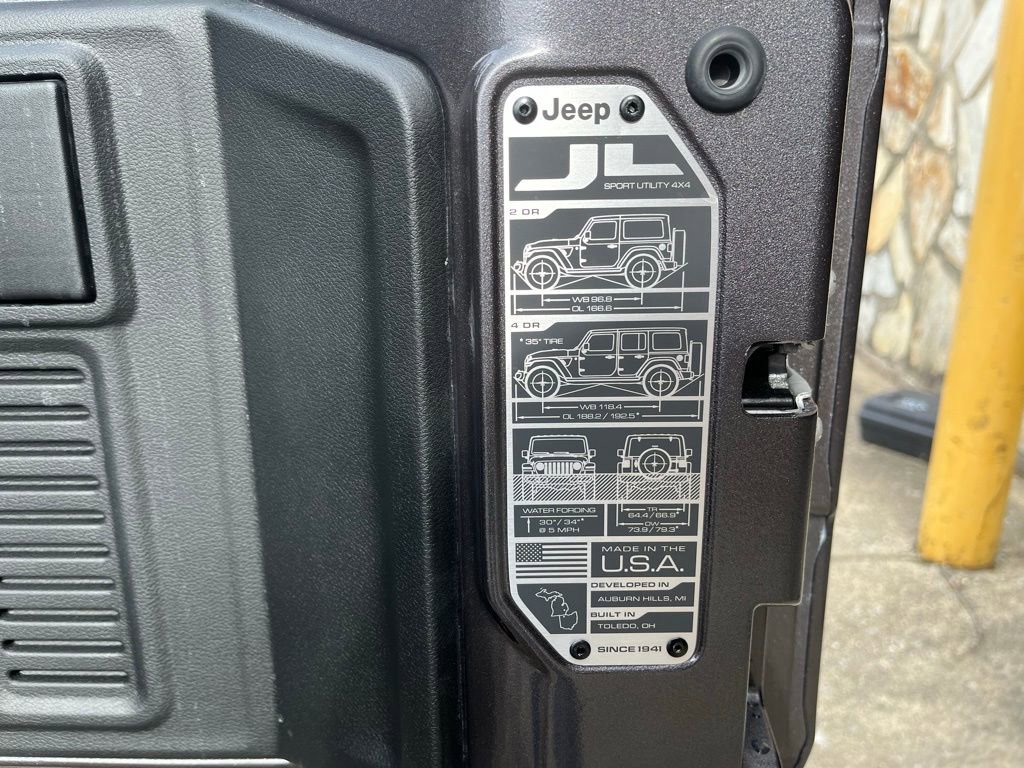Used 2025 Jeep Wrangler Unlimited Sport S 4xe w/ Convenience Group image 33