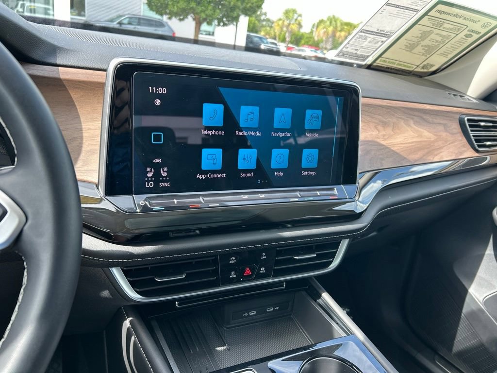 Certified 2026 Volkswagen Atlas SE w/ Panoramic Sunroof Package FWD image 33