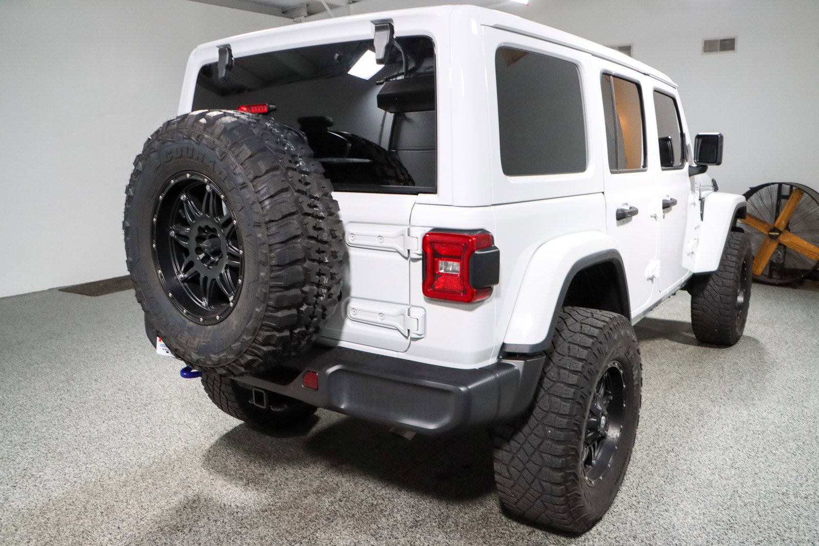 Used 2021 Jeep Wrangler Unlimited Sahara image 7