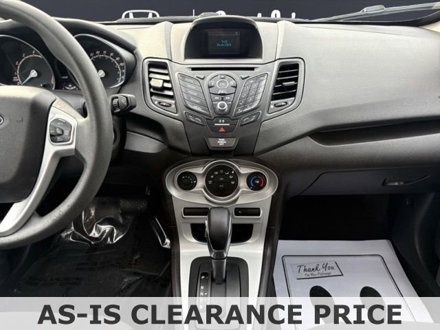 Used 2017 Ford Fiesta SE image 9