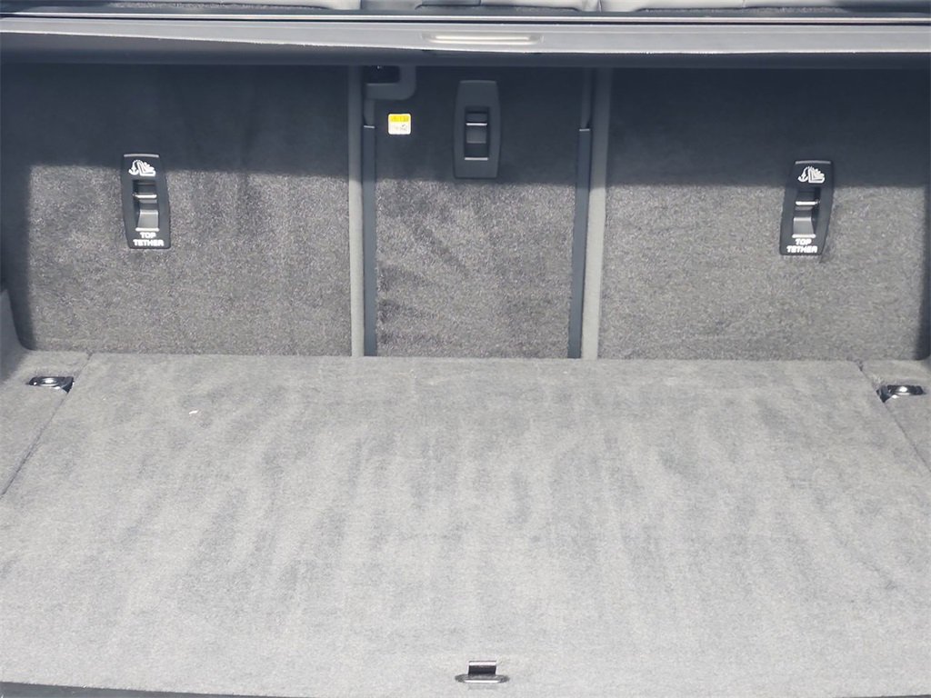 Used 2024 Land Rover Range Rover Velar Dynamic SE image 24