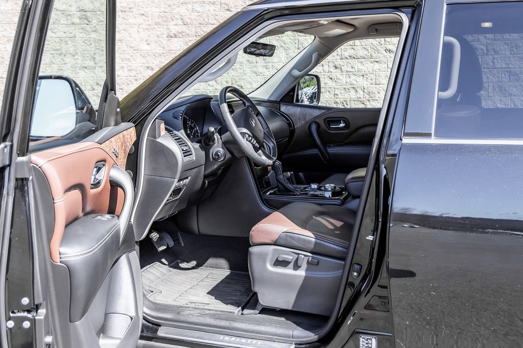 Used 2021 INFINITI QX80 Premium Select w/ All-Season Package image 23