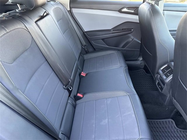 Used 2023 Volkswagen Taos SE w/ Panoramic Sunroof Package image 24