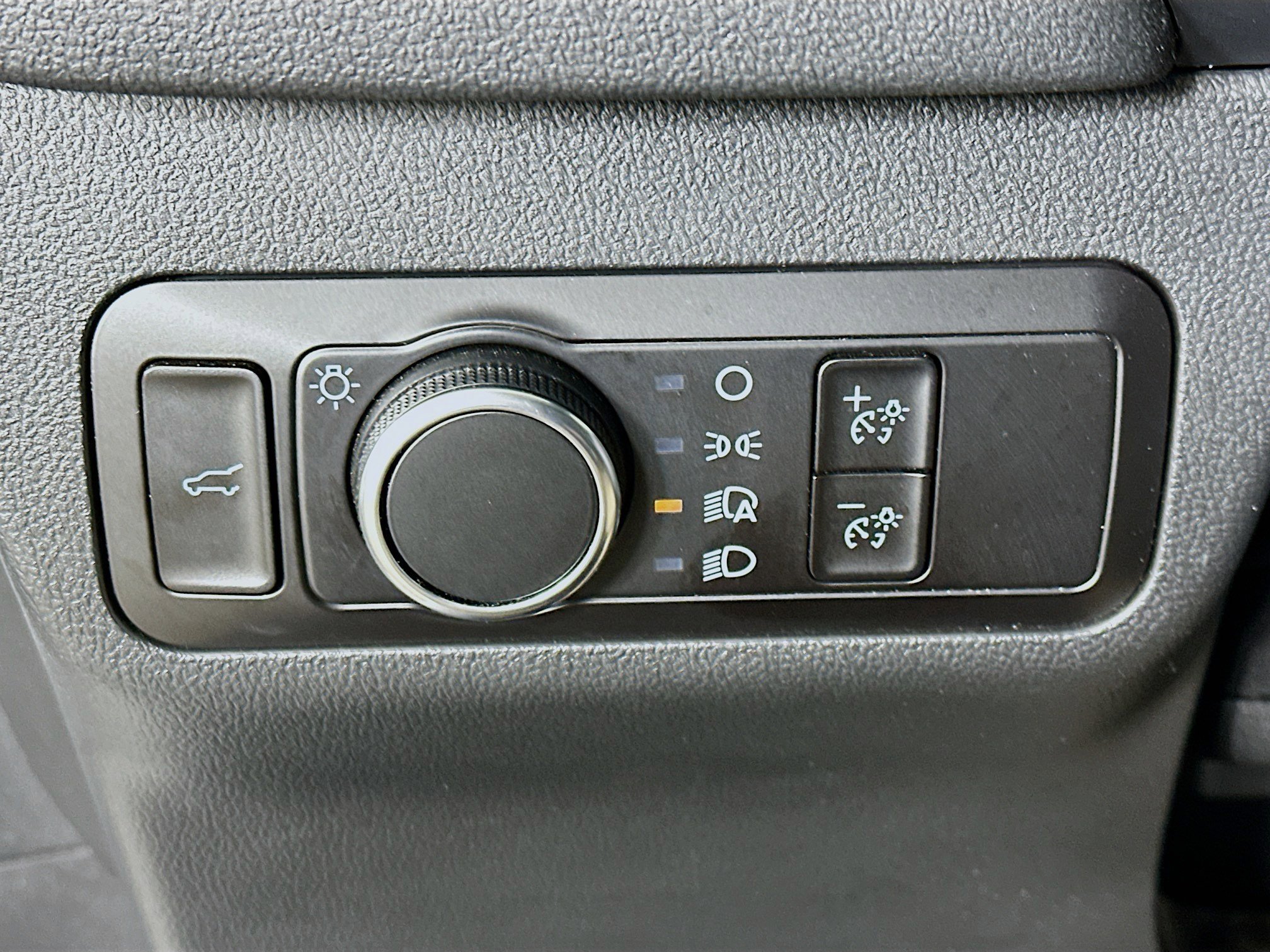 Used 2023 Ford Escape Active image 17