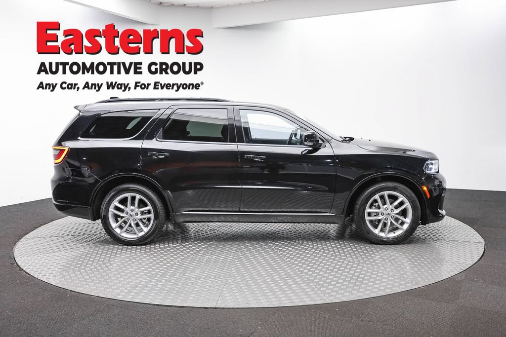 Used 2024 Dodge Durango GT RWD image 4