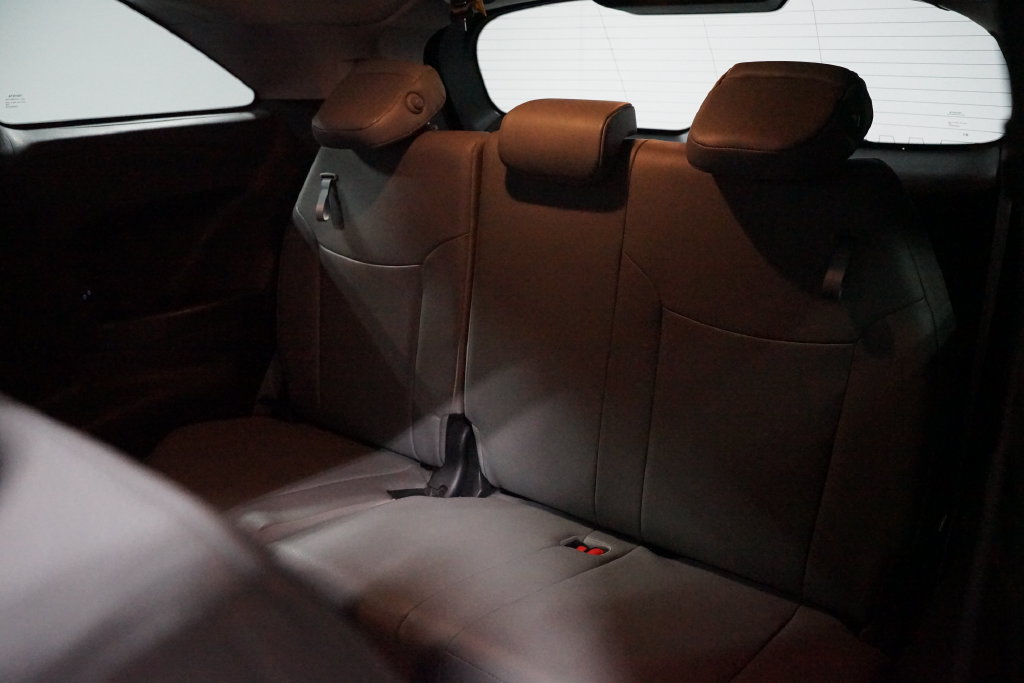 Certified 2025 Toyota Sienna XLE FWD image 30