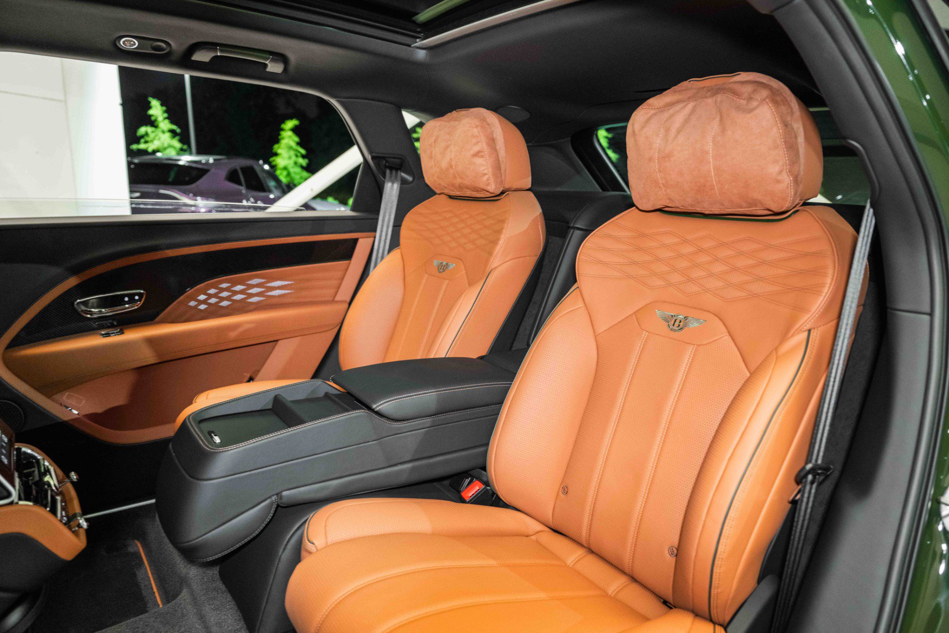 New 2024 Bentley Bentayga Extended Wheelbase image 20