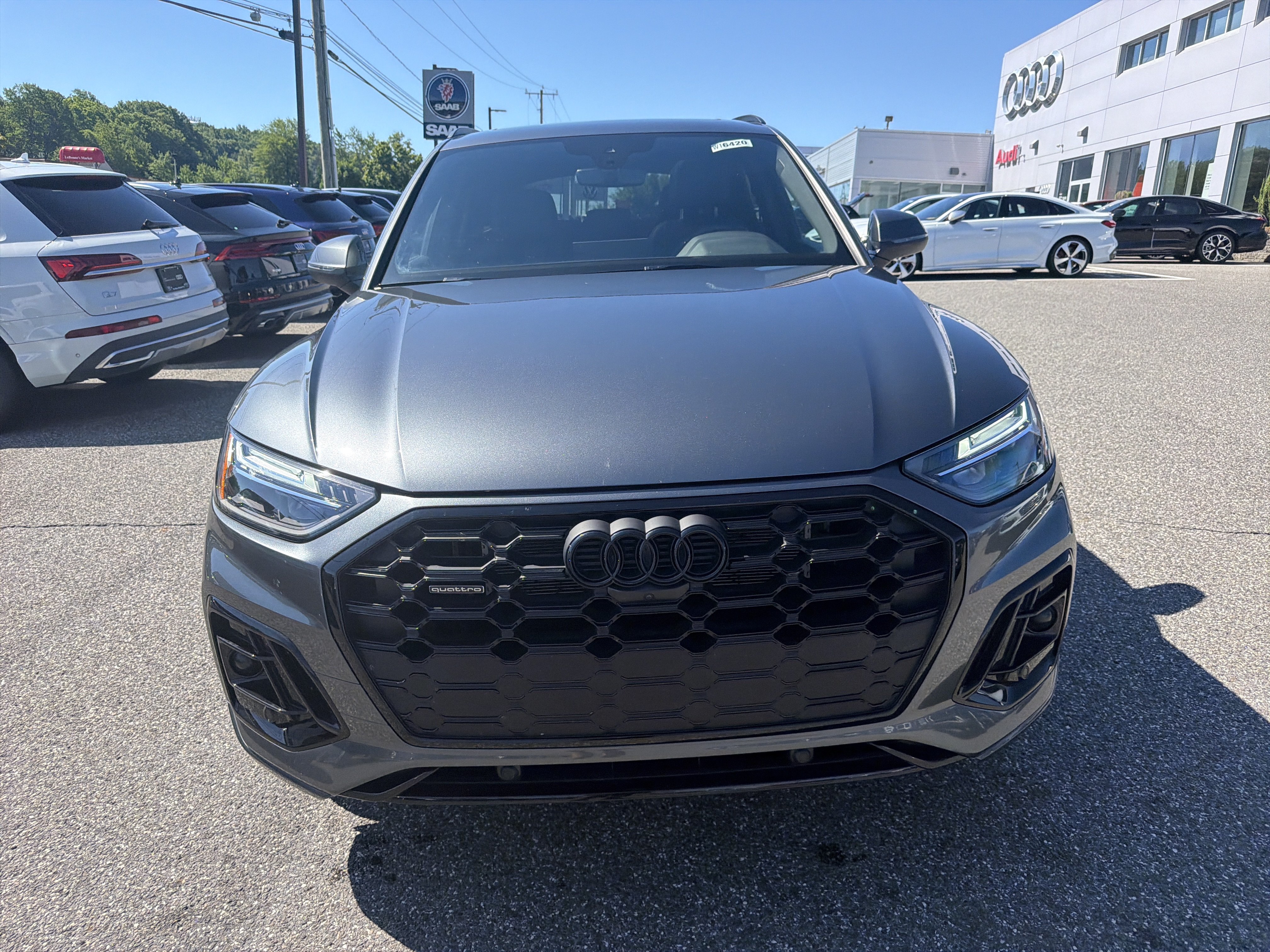 Certified 2025 Audi Q5 e Premium Plus w/ Premium Plus Package AWD/4WD image 2