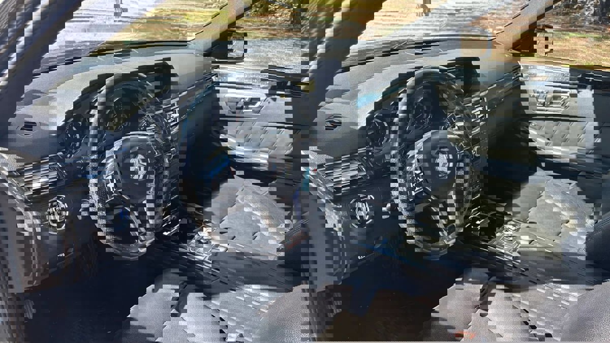 Used 2012 Mercedes-Benz E 350 Sport image 15