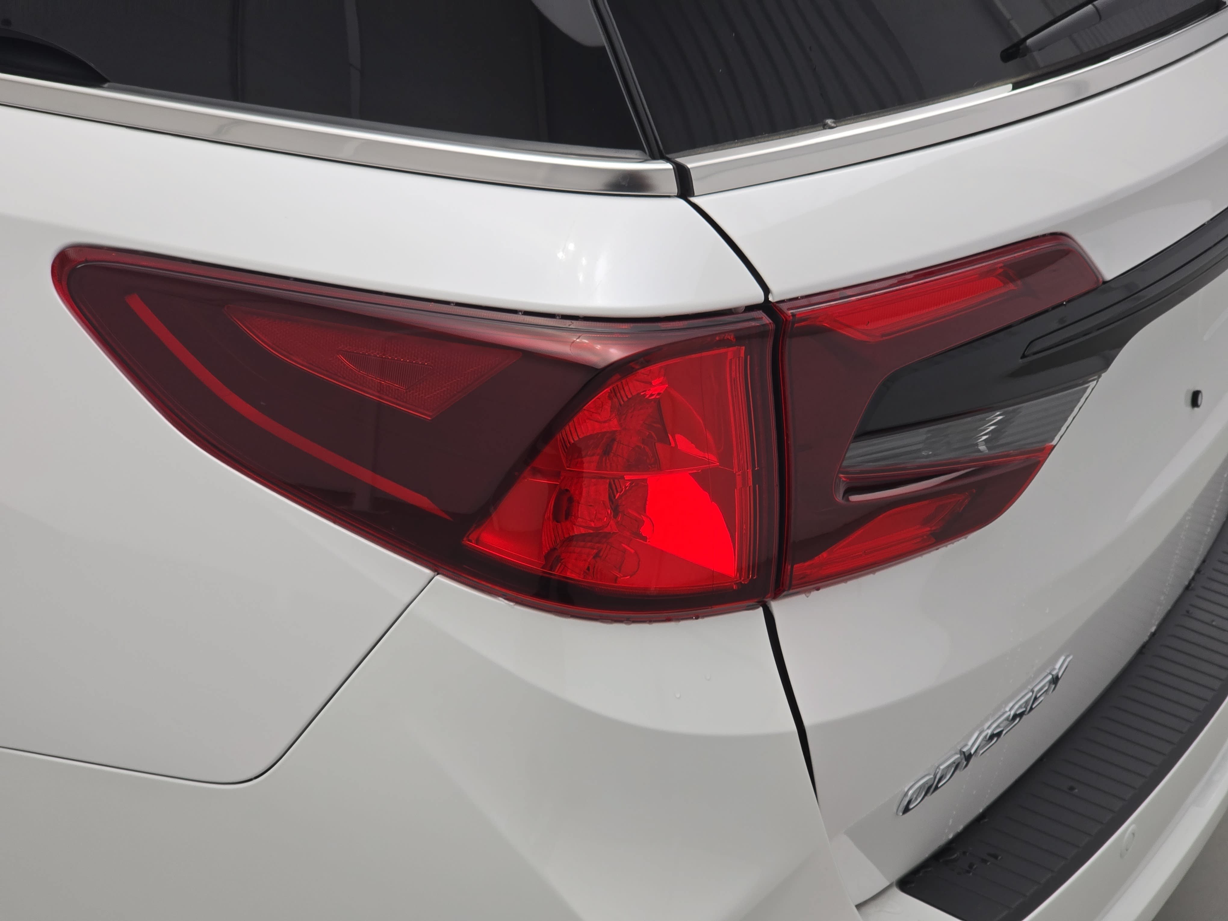 New 2027 Honda Odyssey Touring image 36