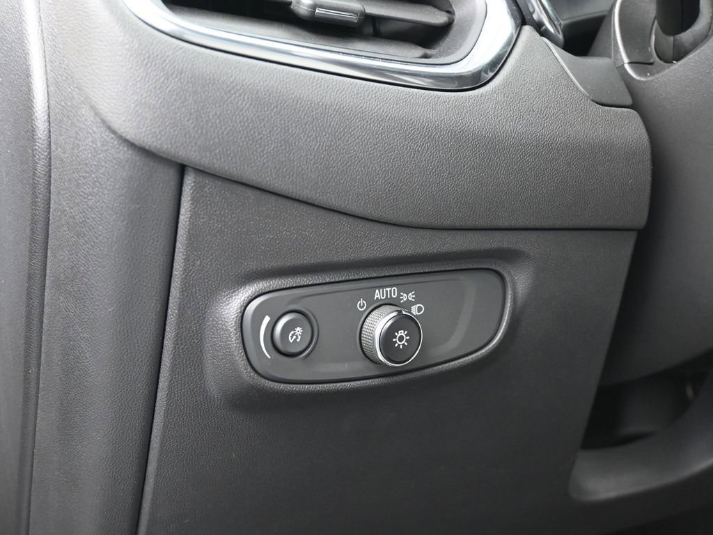 Used 2024 Chevrolet Equinox LS w/ Driver Confidence II Package image 14