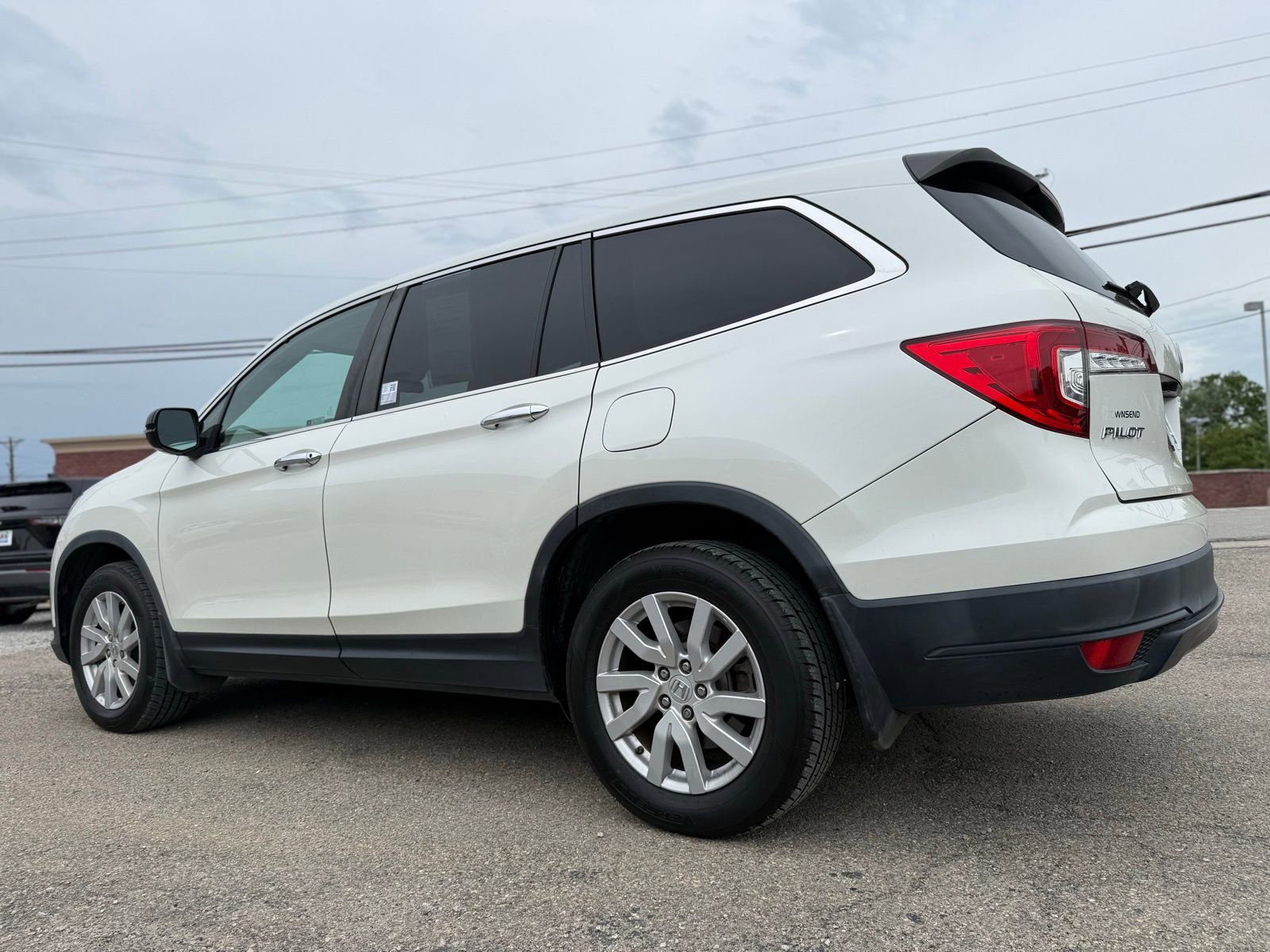 Used 2019 Honda Pilot LX image 5