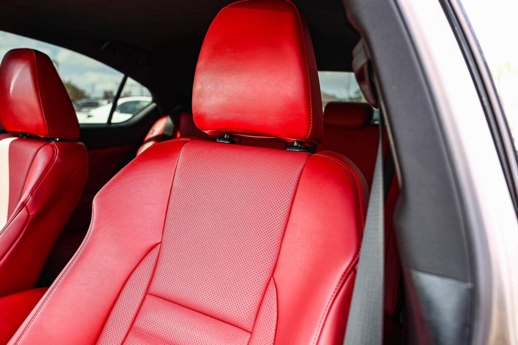 Used 2023 Lexus IS 350 F Sport w/ Navigation Package RWD image 17